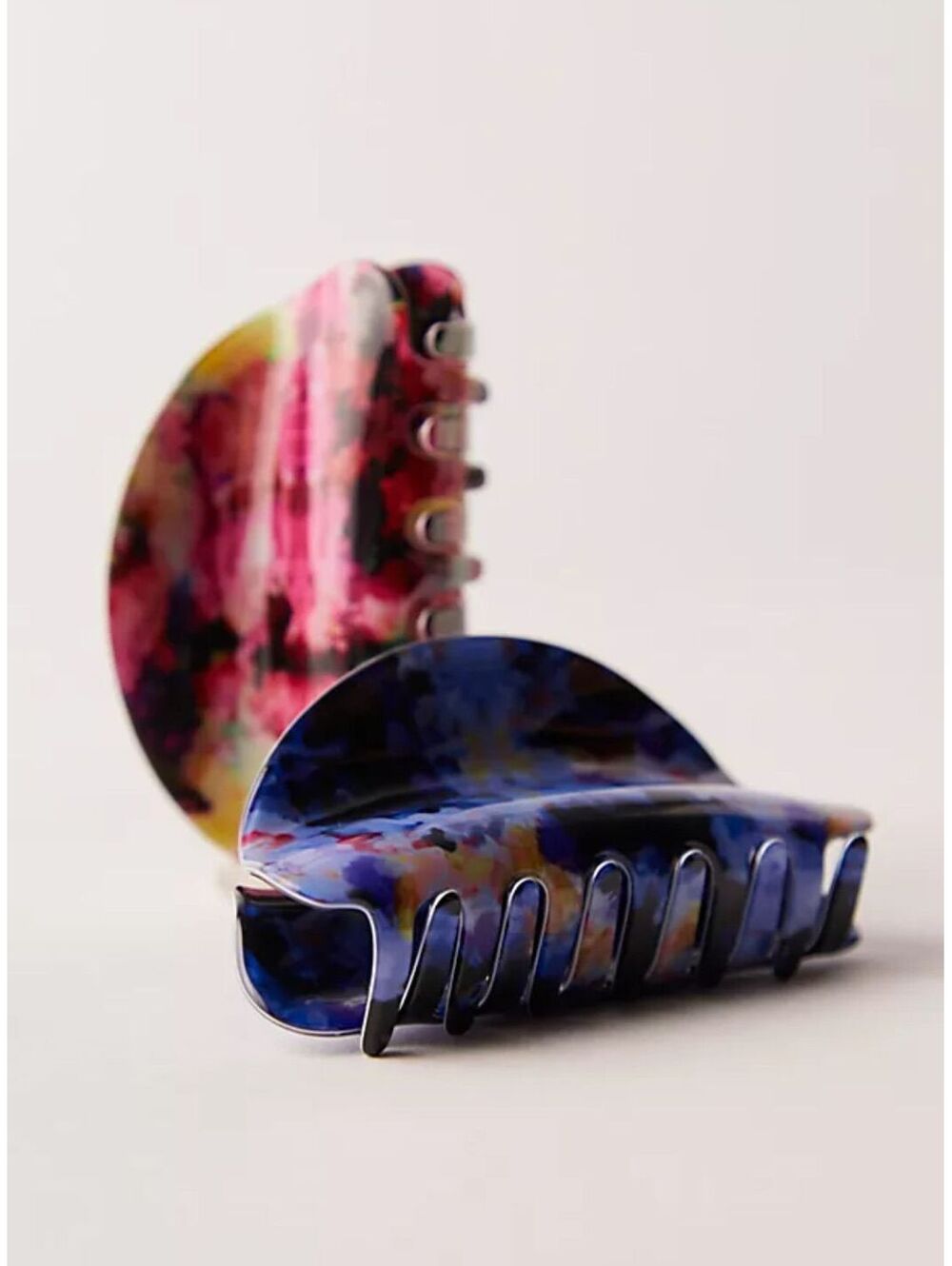 (BUNDLE OF 2) NWOT FREE PEOPLE PAINTER PALLET CLAW CLIPS